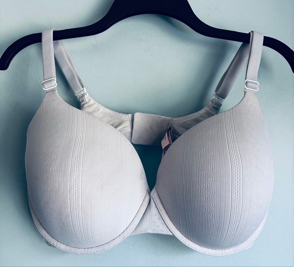 Victoria's Secret Bra T-Shirt Full Coverage Push Up Gray Textured 38DDD